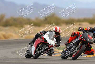 media/Jan-15-2023-SoCal Trackdays (Sun) [[c1237a034a]]/Turn 15 (1pm)/